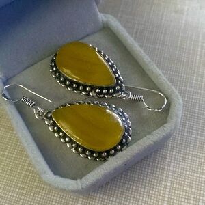 New artisan handcrafted yellow lace Agate earrings